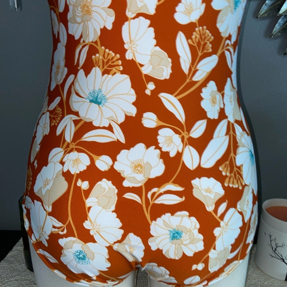 JANTZEN women’s Swimwear - Picture 8 of 14